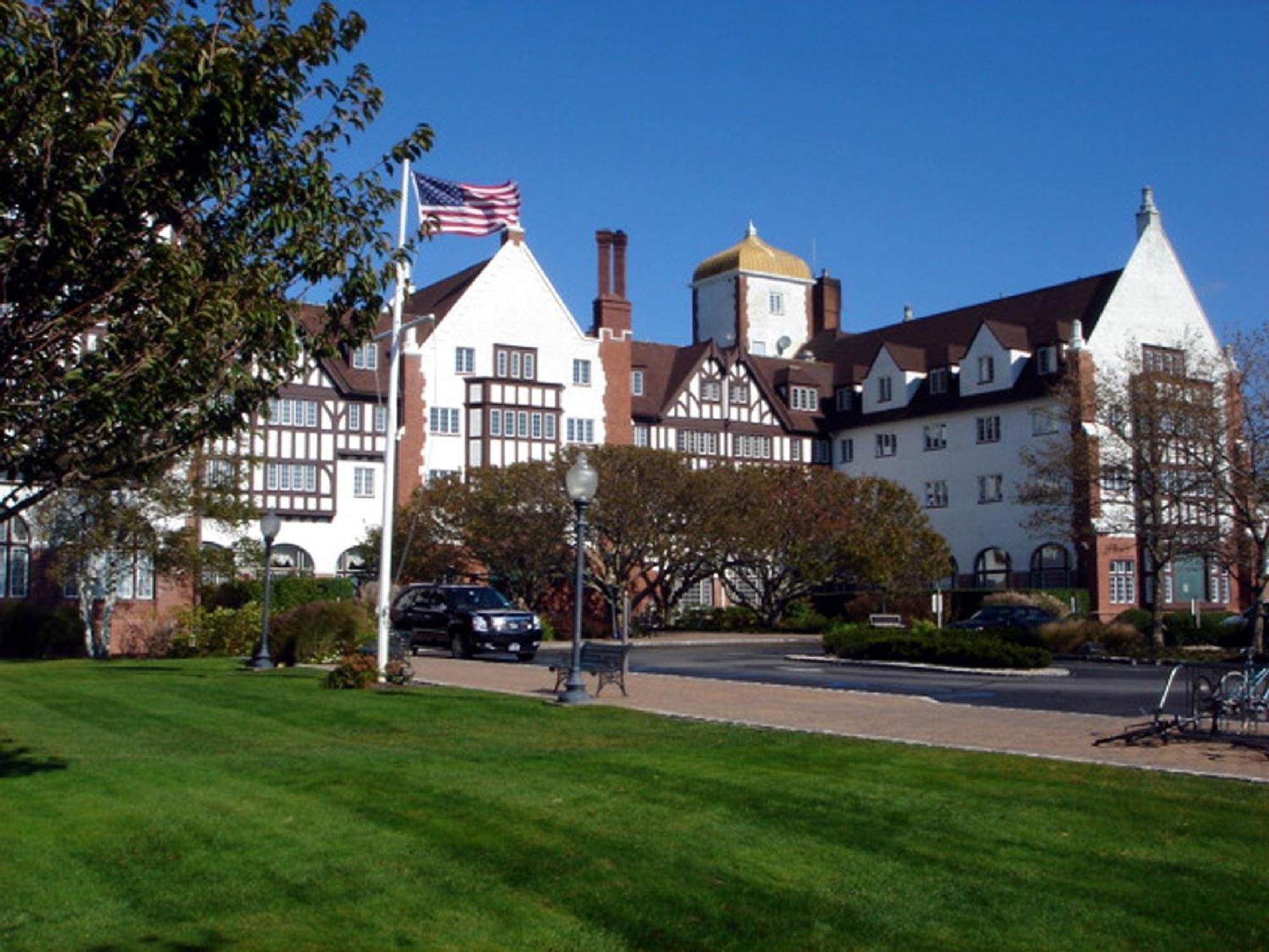 Montauk Manor Hotel ภายนอก รูปภาพ The Inn at Gadsden's Point